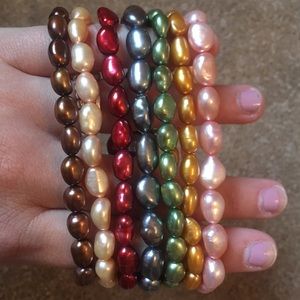 Colored Cultured pearl bracelets